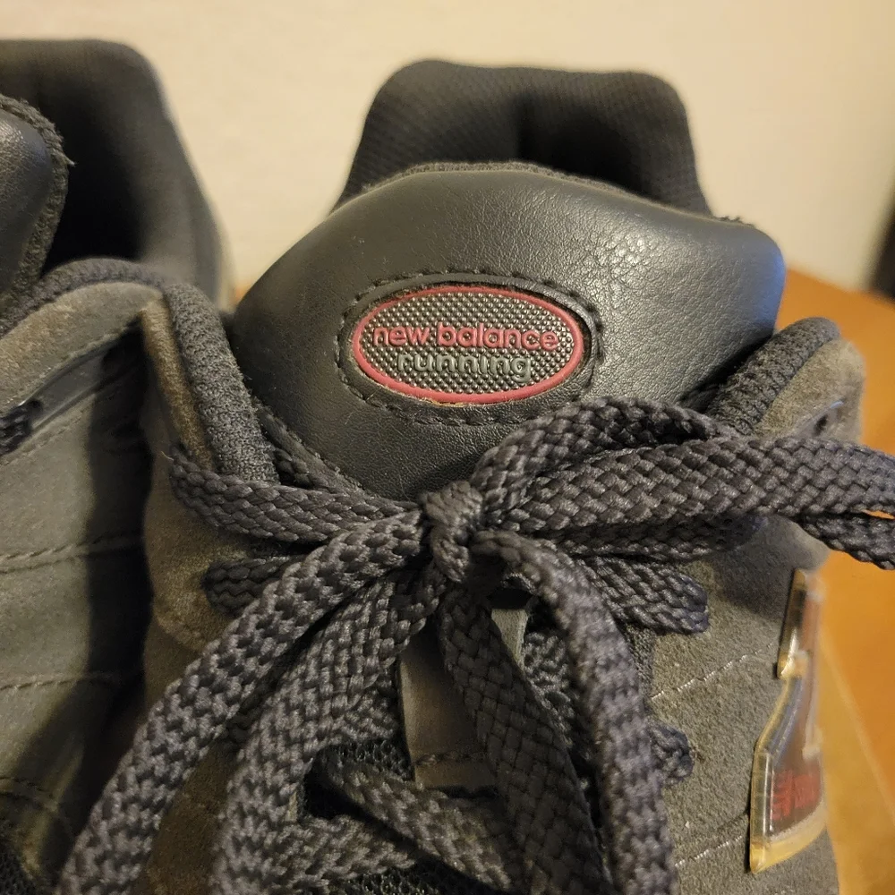 New Balance 2002r - Picture 3 of 6